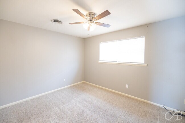 Building Photo - For  Lease