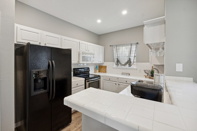 Building Photo - 117 Chapel Hill Cir