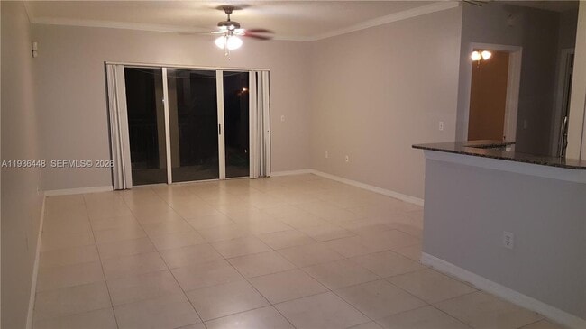 Building Photo - 2452 Centergate Dr