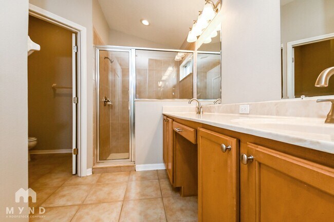 Building Photo - 1651 Bonita Bluff Ct