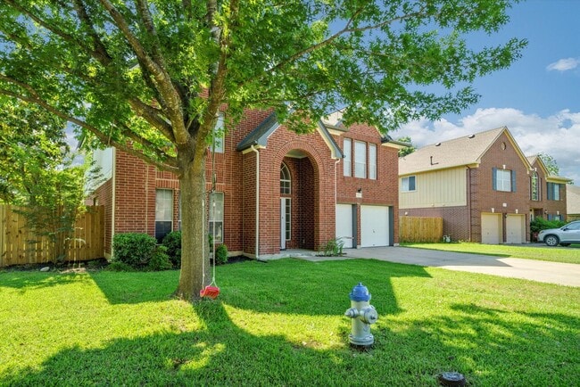 Building Photo - 412 Steeplechase Dr