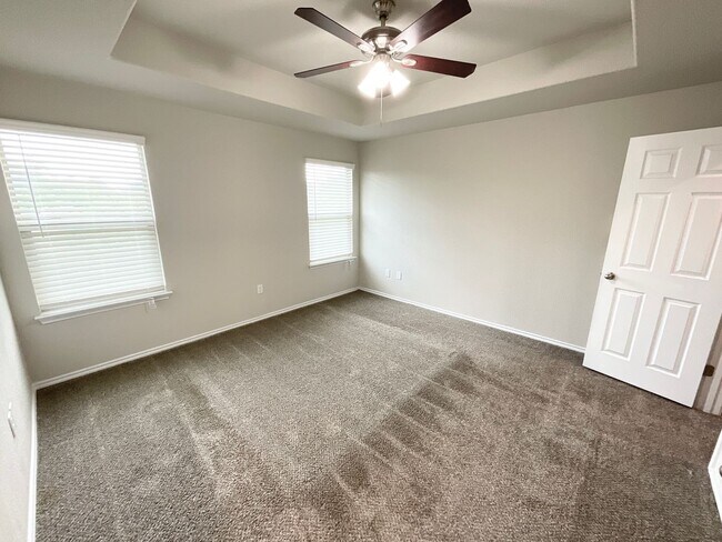 Building Photo - Luxury 2-story | 3-bedroom | 2.5-bath  dup...
