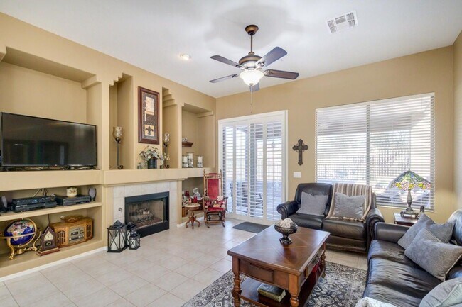 Building Photo - 10474 E Morning Star Dr