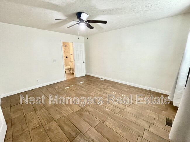 Building Photo - 418 Watergap Dr