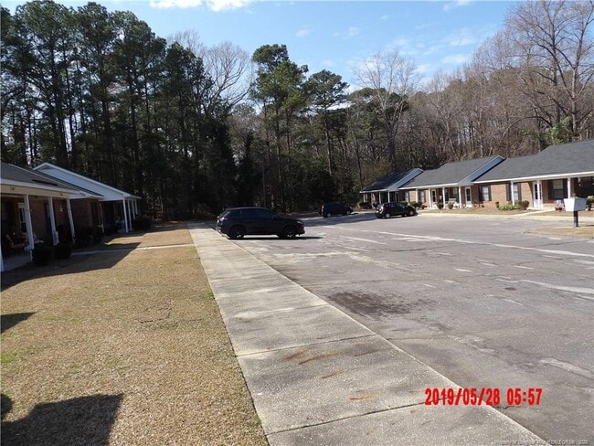 Building Photo - 4805 Fogarty Dr