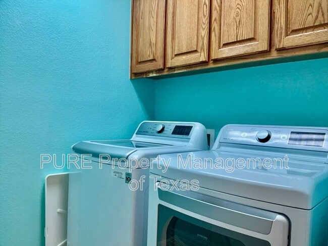 Building Photo - 2518 Vestavia Ridge Ln