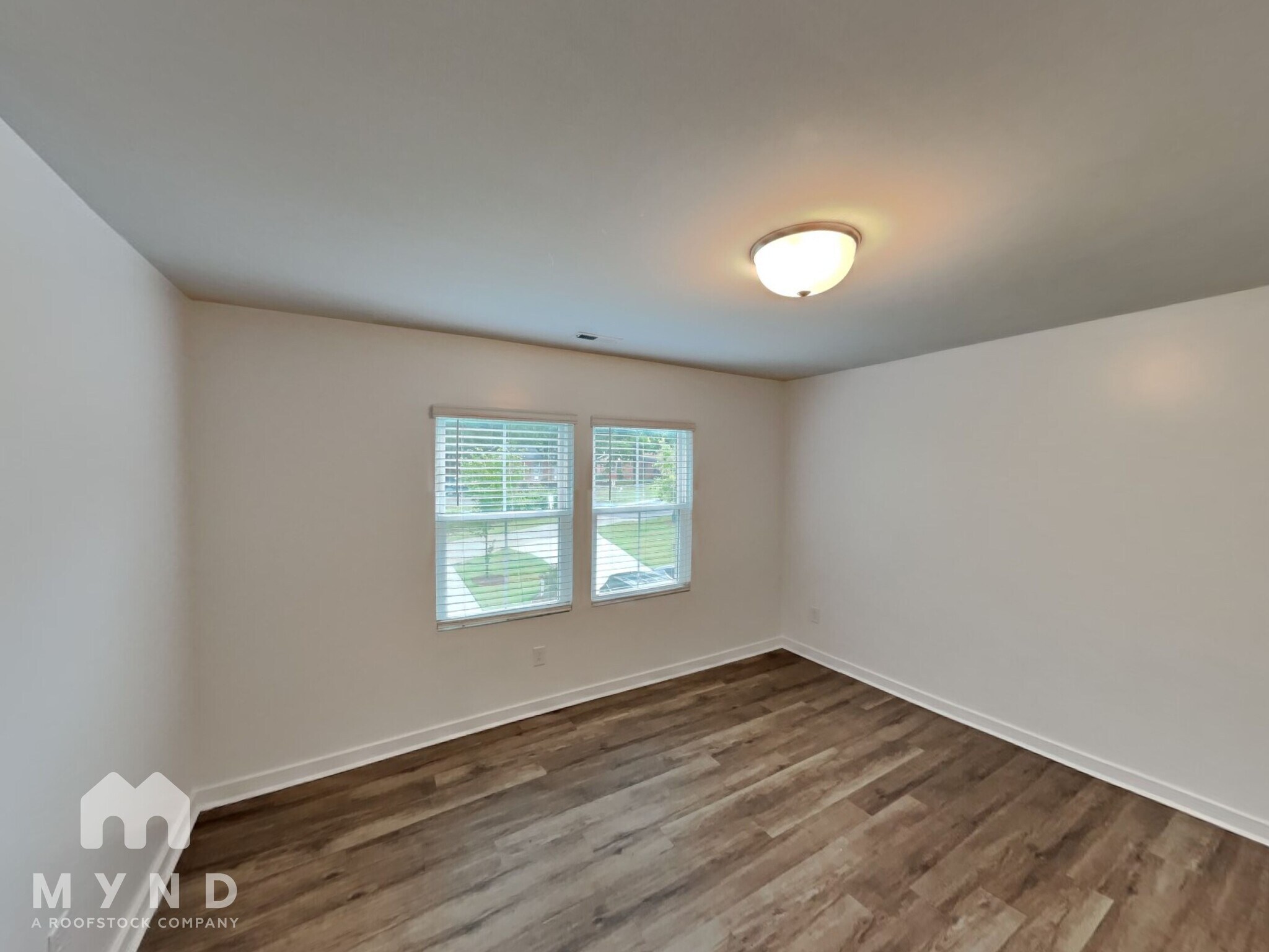 Building Photo - 3944 Cushman St