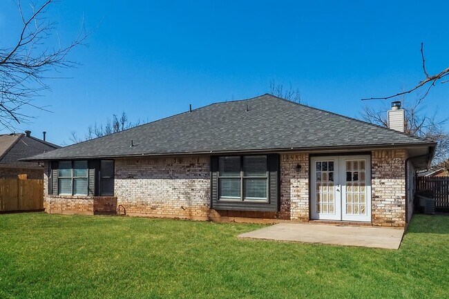 Building Photo - 1616 Rocky Mountain Way