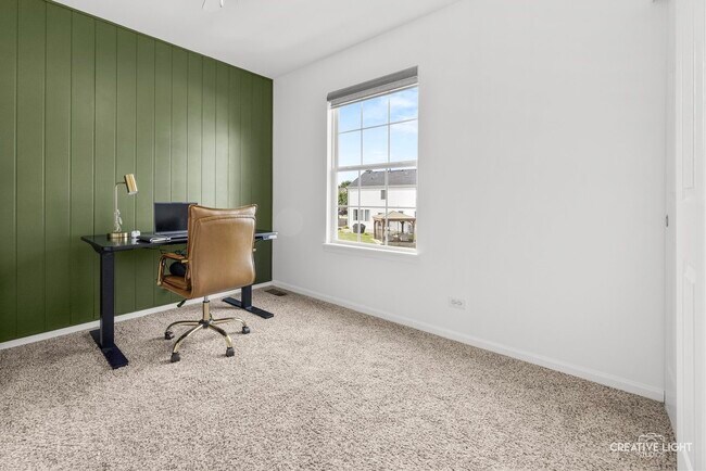Building Photo - 1445 Waterside Dr