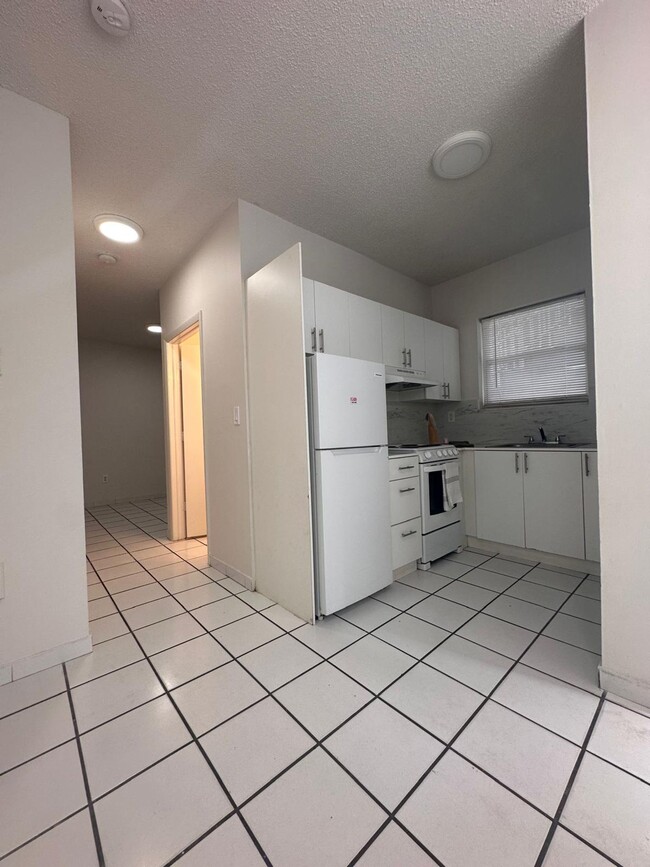Floorplan - 626 - Kina Hialeah