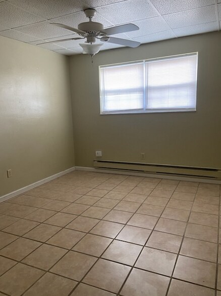 Building Photo - 381 Corisande Hill Rd