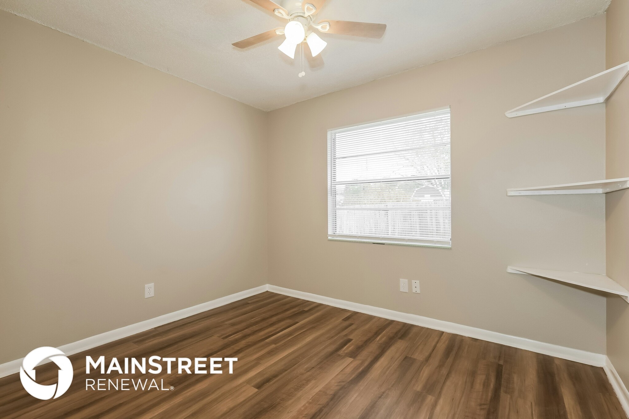 Building Photo - 2210 N Merrin St