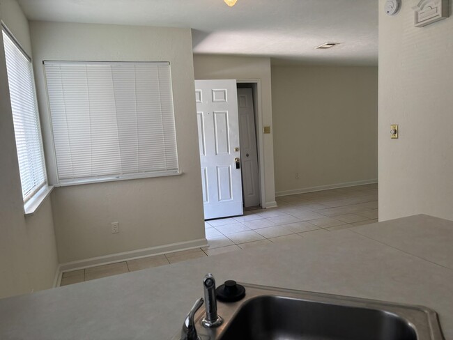 Building Photo - 6169 Greenon Ln