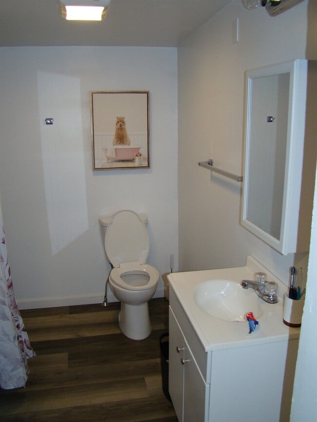 Building Photo - 13 Back River Rd