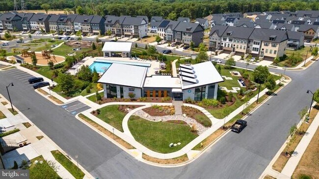 Building Photo - 614 Chalcedony Ln