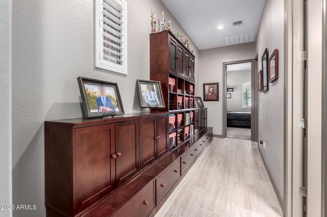 Building Photo - 20176 E Nighthawk Way