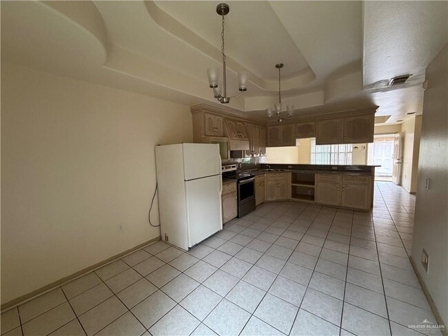 Building Photo - 25 N 7th St