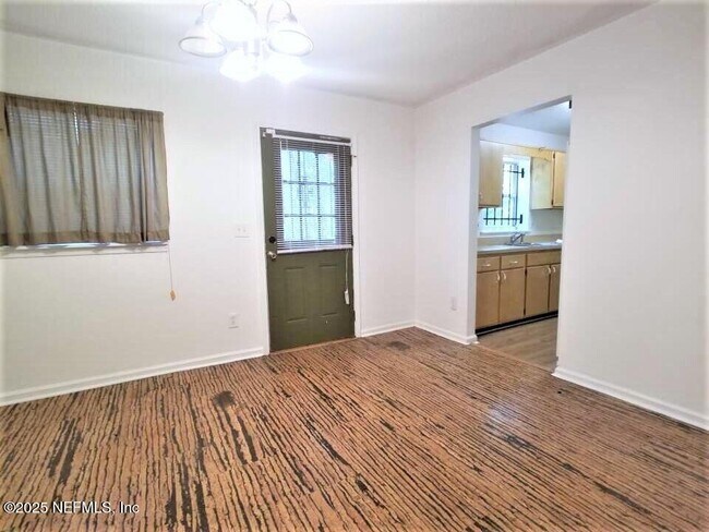 Building Photo - 9073 2nd Ave