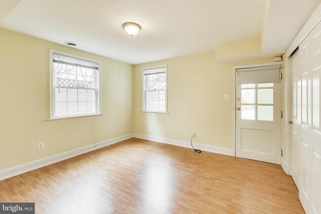 Building Photo - 8414 Flower Ave