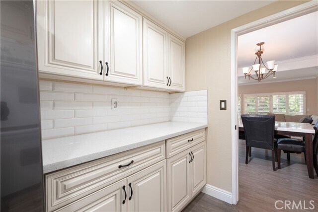 Building Photo - 28 Sycamore Ln