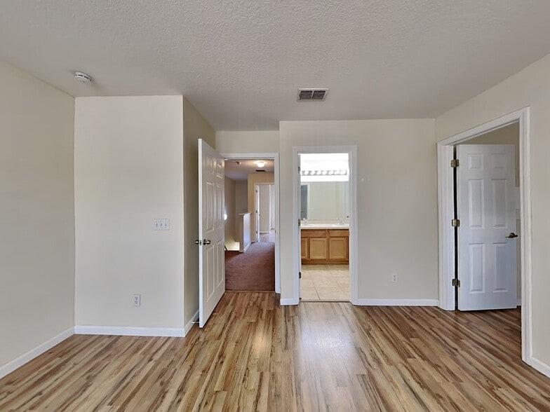 Building Photo - 3766 Collingwood Ln