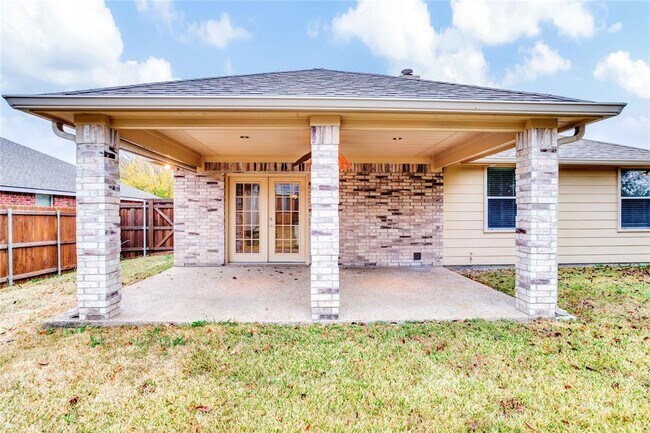 Building Photo - 1007 Lowndes Ln