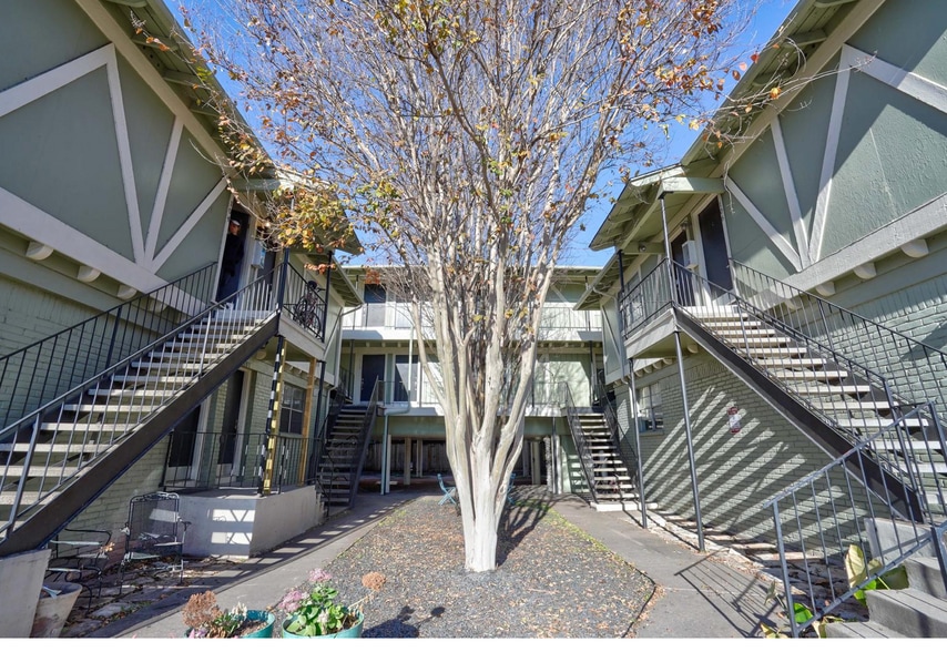 Building Photo - 4306 Avenue A