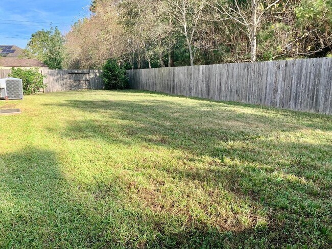 Building Photo - 2902 Beacon Grove St