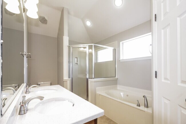 Building Photo - 7738 Driscoll St