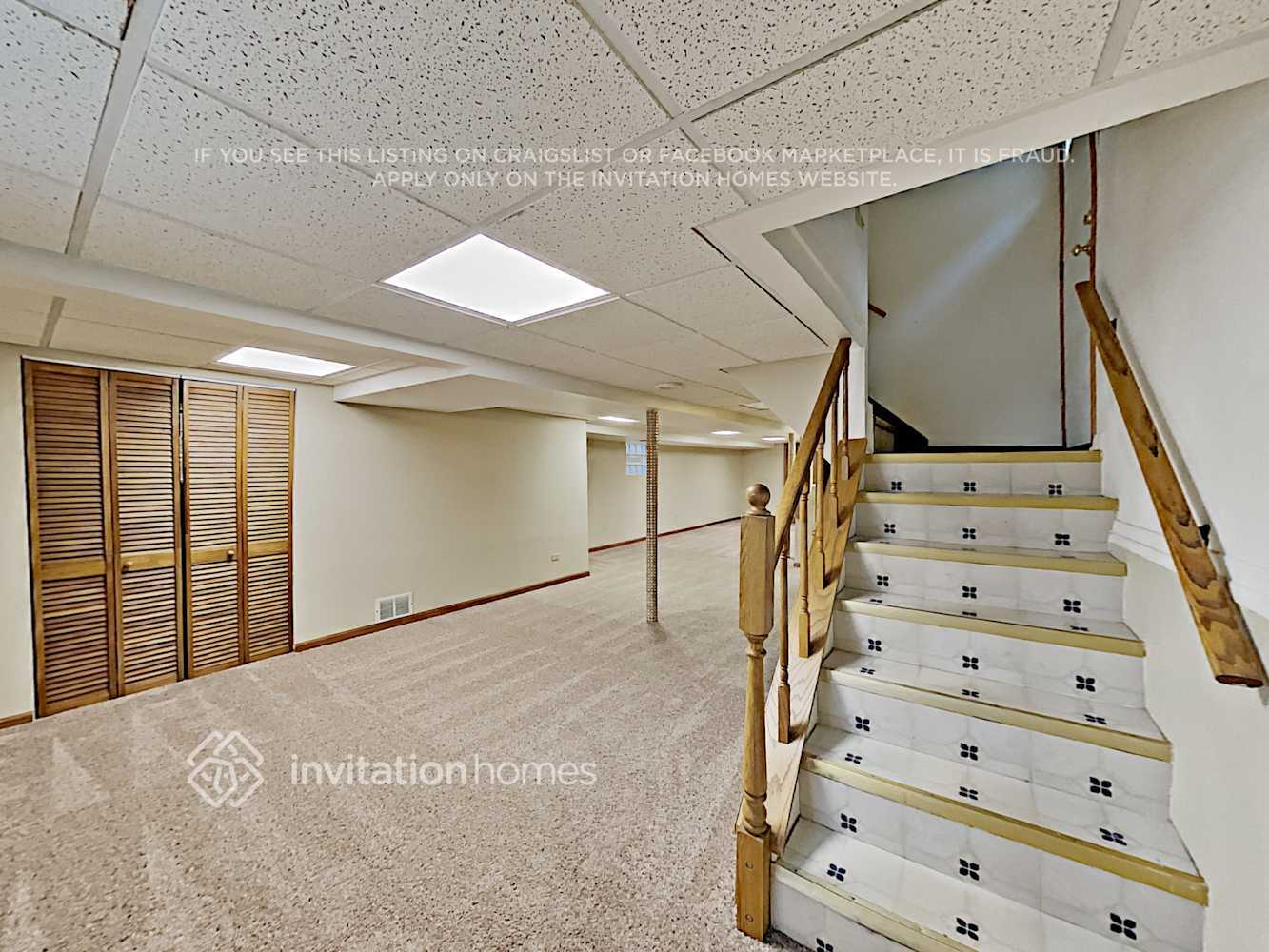 Building Photo - 6447 W 63rd Pl