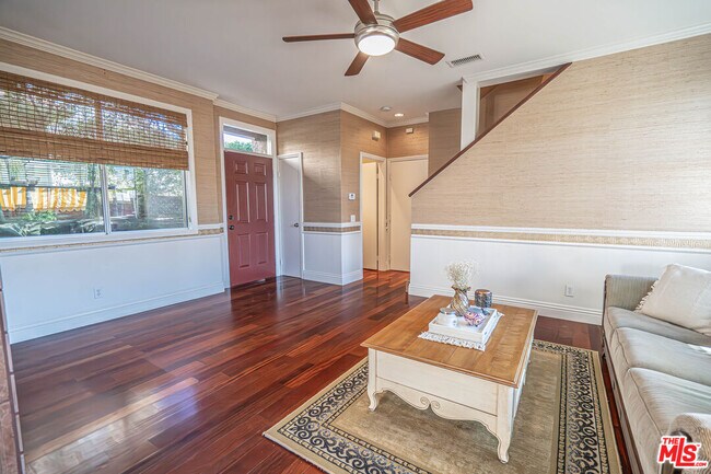 Building Photo - 27887 Skycrest Cir Dr