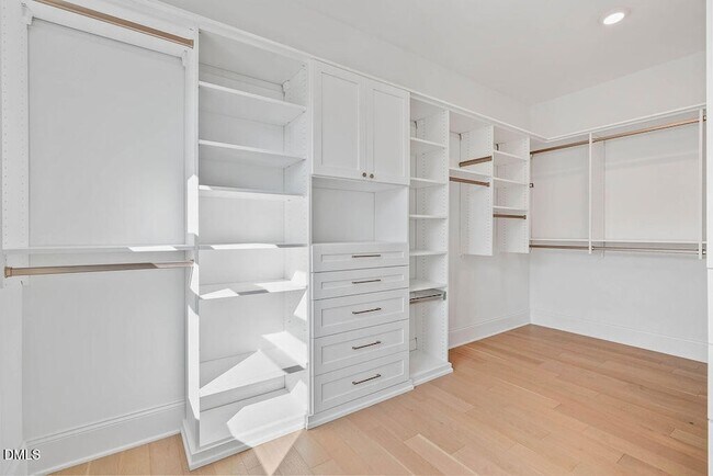 Building Photo - 3438 Snowbed Ridge Dr