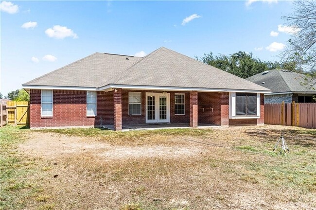 Building Photo - 1806 Lauren Ln