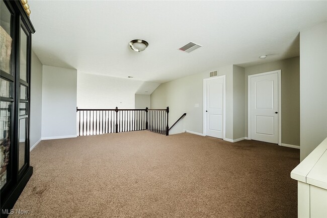 Building Photo - 10456 Dogwood Dr