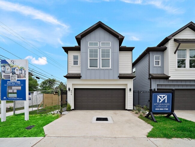 Primary Photo - 8670 Easthaven Blvd