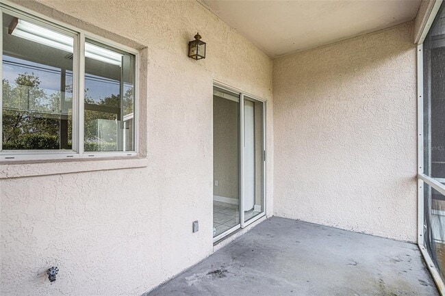 Building Photo - 1747 Fluorshire Dr