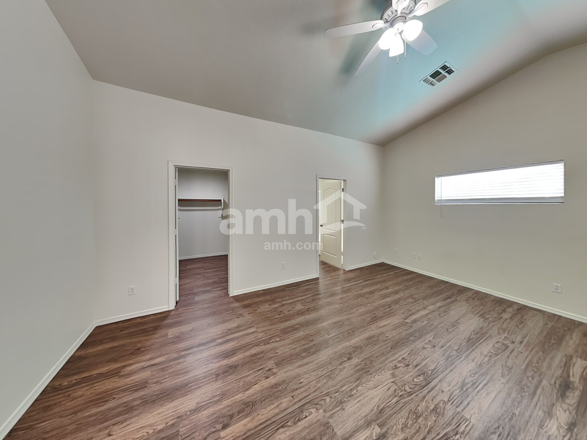 Building Photo - 10845 E Wier Ave