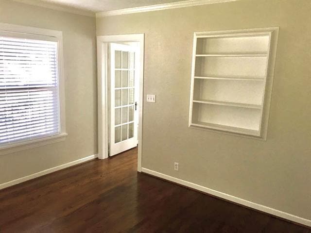 Building Photo - 2565 Rogers Ave