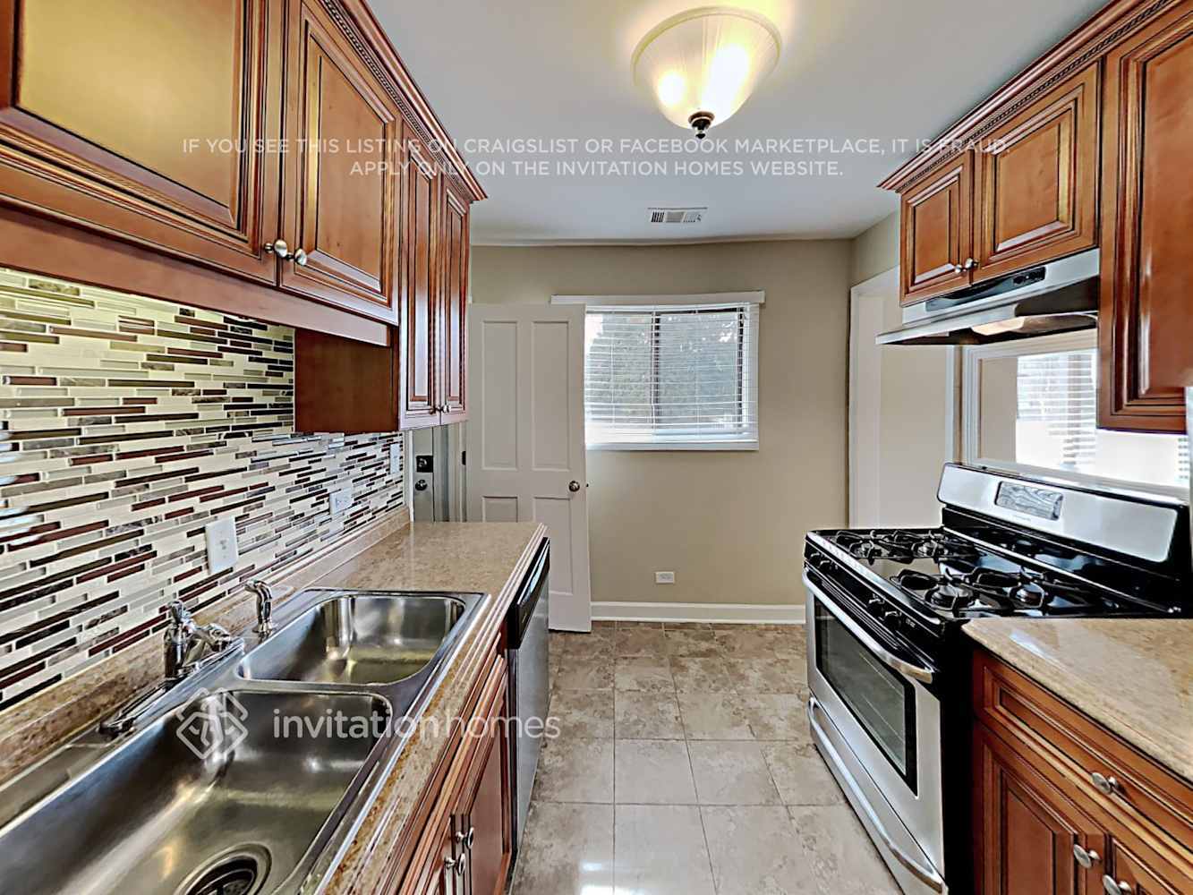 Building Photo - 7237 W Hickory Creek Dr