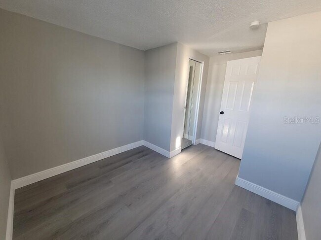 Building Photo - 6935 Alta Vista St