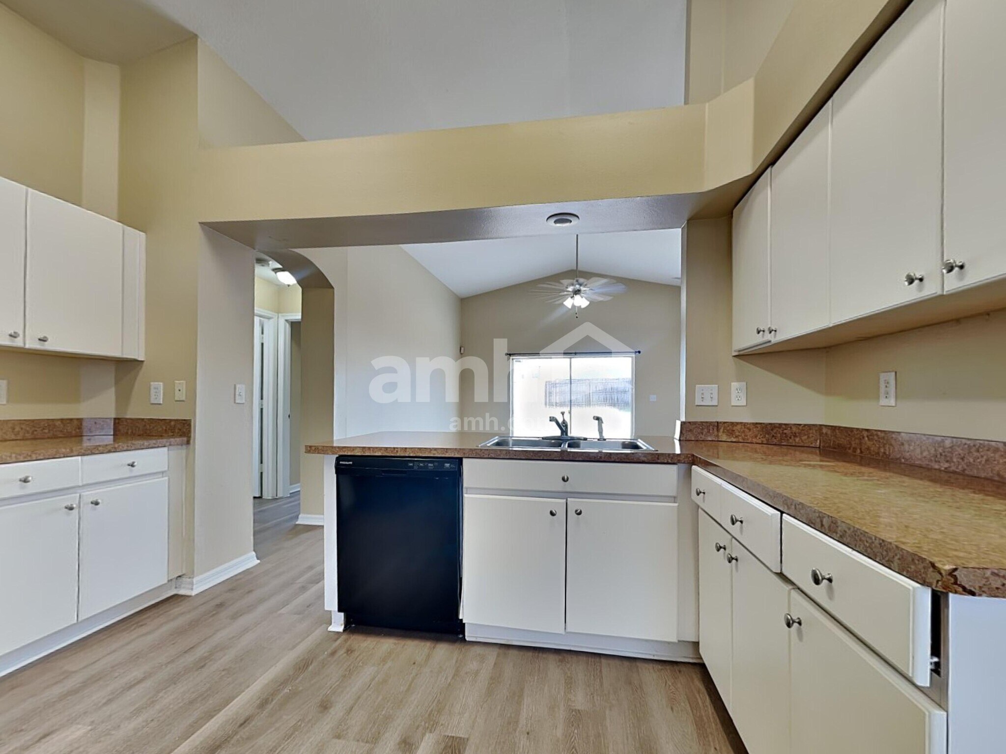 Building Photo - 828 Rocky Mountain Ct