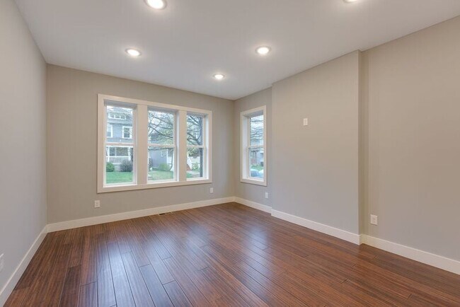 Building Photo - 389-391-391 Berkeley Rd