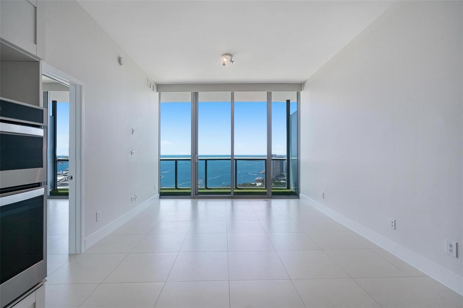 Building Photo - 888 Biscayne Blvd