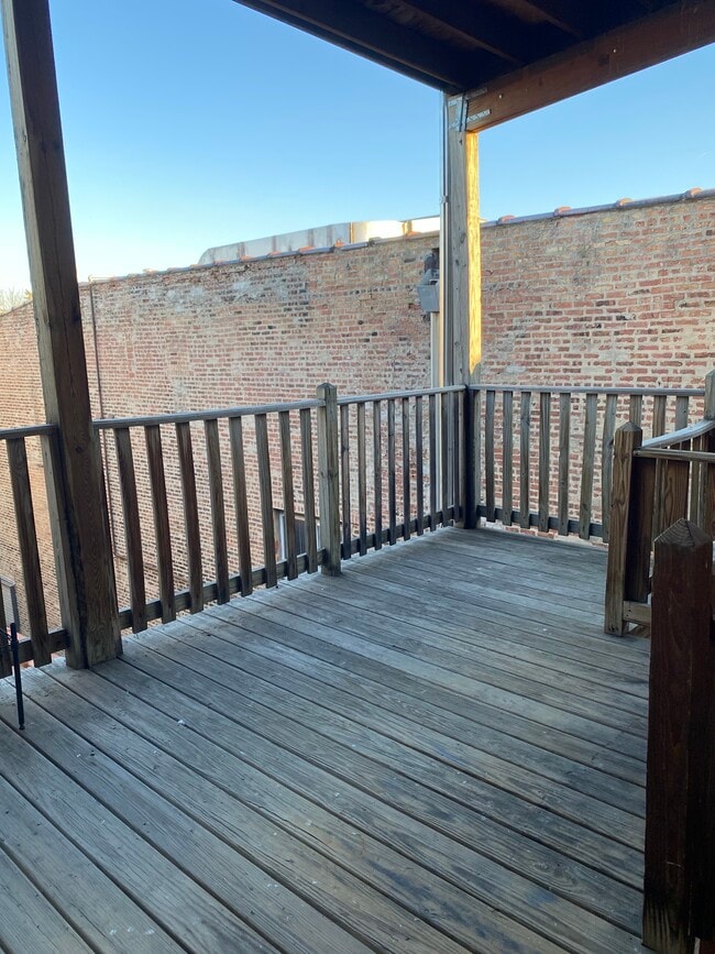 Building Photo - 3955 W Irving Park Rd