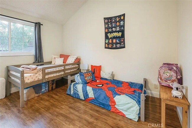 Building Photo - 511 Lazy Creek Cir