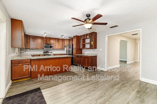 Building Photo - 5680 Durrance Rd