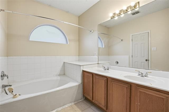 Building Photo - 728 Dandelion Dr