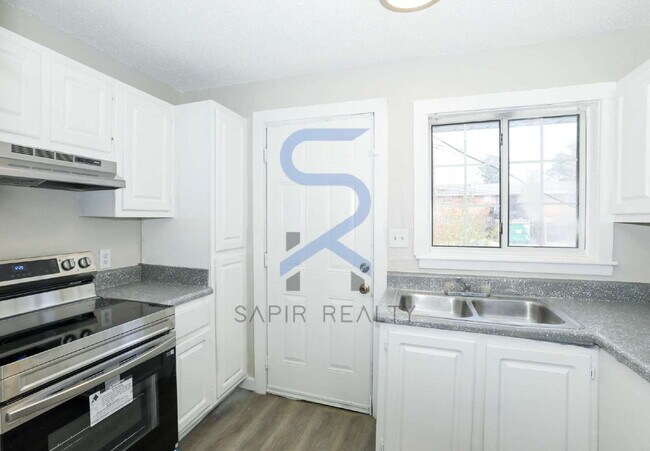 Building Photo - All-Electric 2-Bed Retreat in the Heart of Atlanta