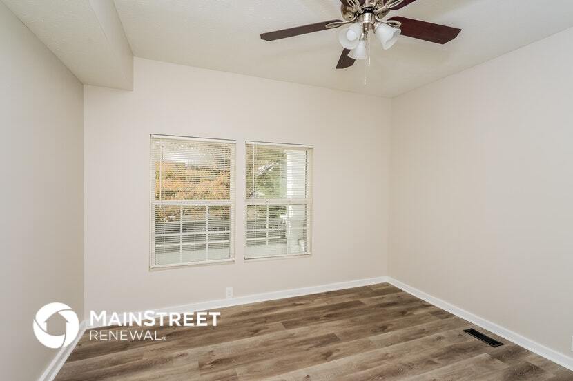 Building Photo - 1105 S 32nd St