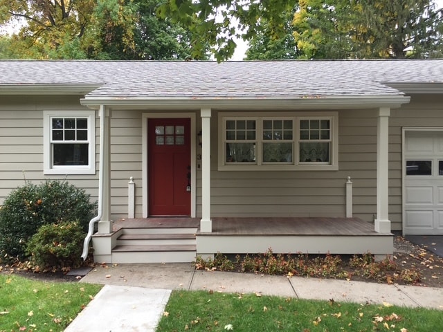 Building Photo - 300 Caroline St